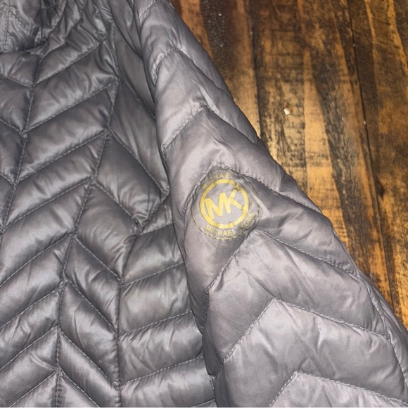 Michael Kors Puffer Jacket Sz XS - Picture 4 of 6